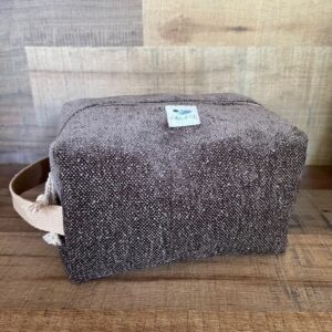 Trousse toilette velours gratté chocolat glacé